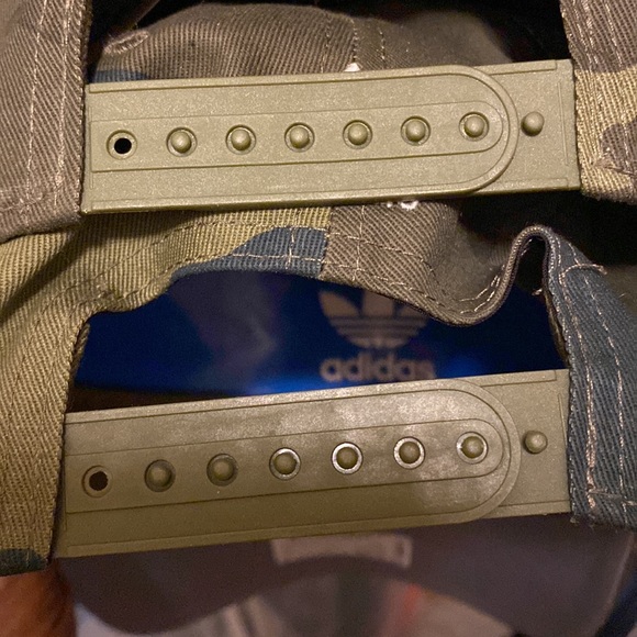 🆕 Adidas SnapBack Cap - Picture 9 of 11